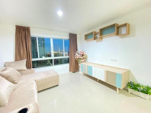 72 Sqm., 2 Beds, 2 Baths Condo listed for ฿ 6,100,000.