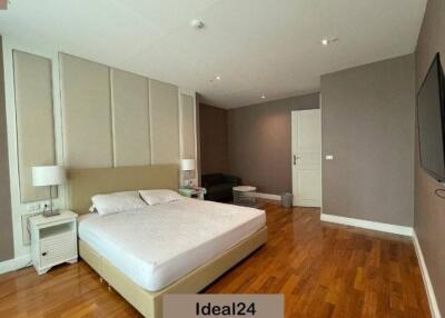 327 Sqm., 4 Beds, 5 Baths Condo listed for ฿ 150,000./Month