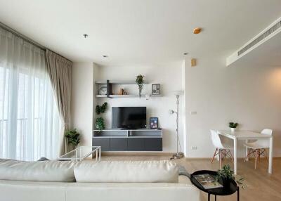 38 Sqm., Studio, 1 Bath Condo listed for ฿ 5,650,000.