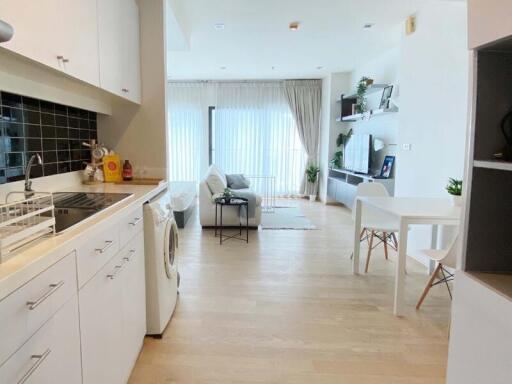 38 Sqm., Studio, 1 Bath Condo listed for ฿ 5,650,000.