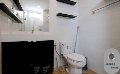 55 Sqm., 1 Bed, 1 Bath Condo listed for ฿ 5,500,000.