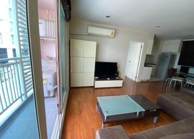 56 Sqm., 1 Bed, 1 Bath Condo listed for ฿ 5,300,000.