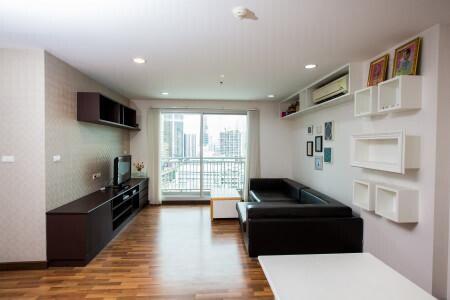 59 Sqm., 1 Bed, 1 Bath Condo listed for ฿ 5,000,000.