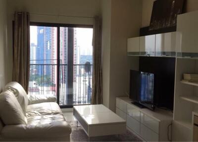 45 Sqm., 1 Bed, 1 Bath Condo listed for ฿ 5,000,000.