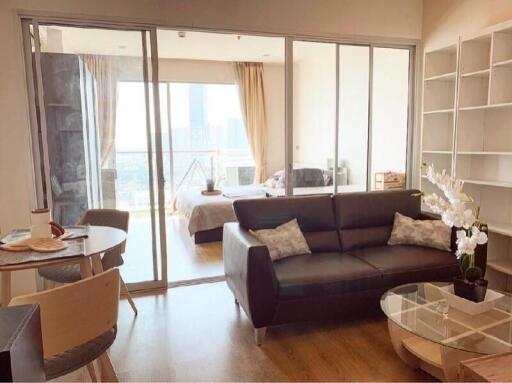 39 Sqm., Studio, 1 Bath Condo listed for ฿ 5,000,000.