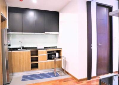27 Sqm., 1 Bed, 1 Bath Condo listed for ฿ 4,650,000.