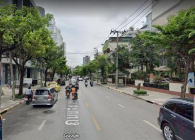 2,616 Sqm. Land listed for ฿ 523,200,000.