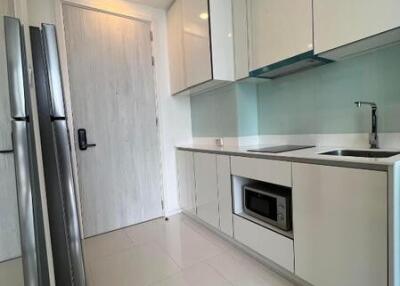 33 Sqm., 1 Bed, 1 Bath Condo listed for ฿ 4,500,000.