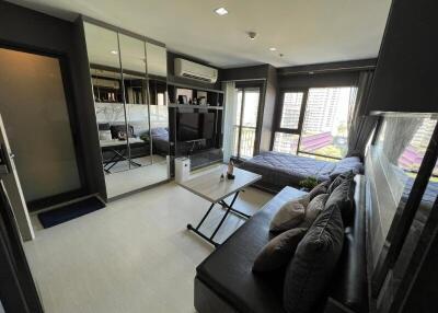 25 Sqm., Studio, 1 Bath Condo listed for ฿ 4,400,000.