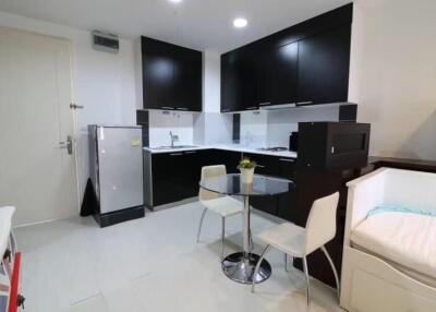 46 Sqm., 1 Bed, 1 Bath Condo listed for ฿ 3,600,000.