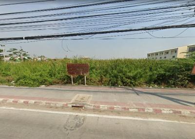 38,200 Sqm. Land listed for ฿ 286,500,000.