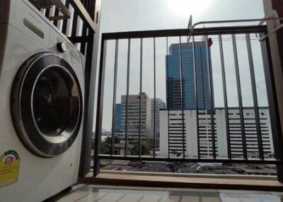 26 Sqm., 1 Bed, 1 Bath Condo listed for ฿ 3,300,000.