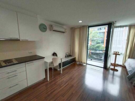 35 Sqm., Studio, 1 Bath Condo listed for ฿ 3,040,000.