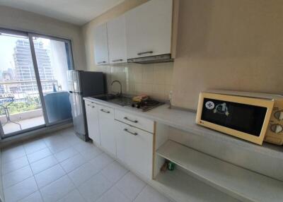 40 Sqm., 1 Bed, 1 Bath Condo listed for ฿ 22,000./Month