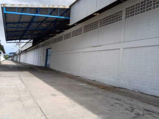 24,164 Sqm. Building listed for ฿ 230,000,000.