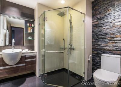 P33CR2405004 สกายวอล์ค คอนโดมิเนียม 2 Bed