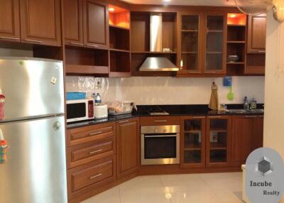 90 Sqm., 2 Beds, 1 Bath Condo listed for ฿ 15,300,000.