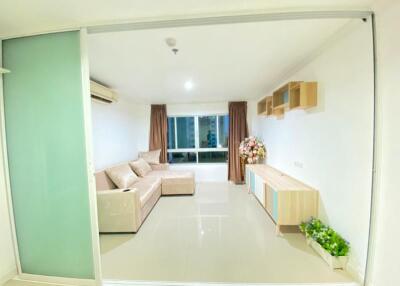 72 Sqm., 2 Beds, 2 Baths Condo listed for ฿ 6,100,000.