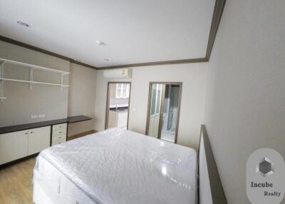 28 Sqm., Studio, 1 Bath Condo listed for ฿ 5,400,000.