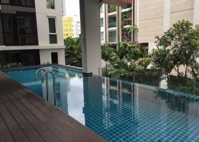 50 Sqm., 2 Beds, 1 Bath Condo listed for ฿ 4,700,000.