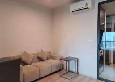 35 Sqm., 1 Bed, 1 Bath Condo listed for ฿ 4,100,000.