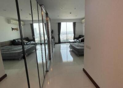 43 Sqm., Studio, 1 Bath Condo listed for ฿ 3,750,000.