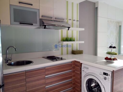 2 Bedrooms Condo in Apus Condominium Central Pattaya C005145