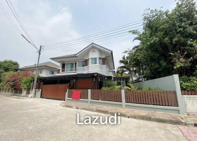 4 Beds 350 SQ.M House for Rent in Rim Kok