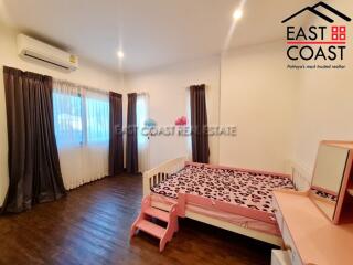 Patta Village House for rent in East Pattaya, Pattaya. RH12967