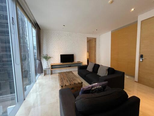 For RENT : Saladaeng Residences / 1 Bedroom / 1 Bathrooms / 61 sqm / 42000 THB [10815095]