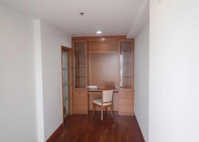 For RENT : Baan Nonsi / 3 Bedroom / 3 Bathrooms / 235 sqm / 90000 THB [R11643]