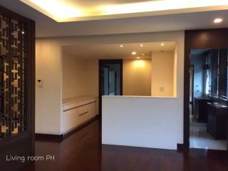 For RENT : L6 Residence / 4 Bedroom / 4 Bathrooms / 460 sqm / 230000 THB [R11644]