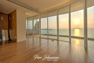 The Cove - Penthouse, Sea View with Private Jacuzzi