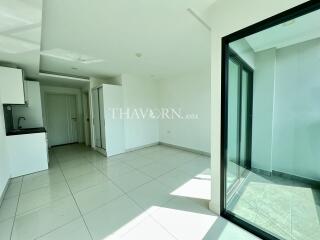 Condo for sale studio 28 m² in Siam Oriental Plaza, Pattaya