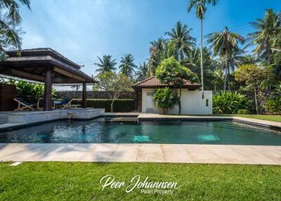 4 Bedroom House at Maprachan Lake