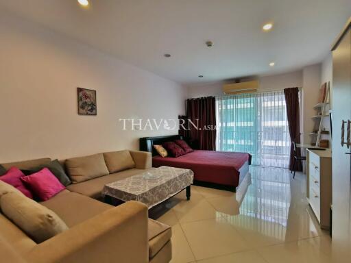 Condo for sale studio 40 m² in Diamond Suites Resort, Pattaya