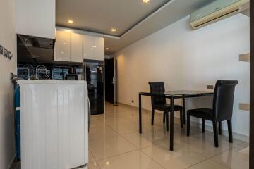 Wong Amat Tower - 1 Bed 1 Bath Sea View (24th floor)