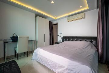 Wong Amat Tower - 2 Bed 2 Bath Sea View with Private Elevator (20th floor)