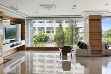 Wong Amat Tower - 2 Bed 2 Bath Sea View with Private Elevator (20th floor)