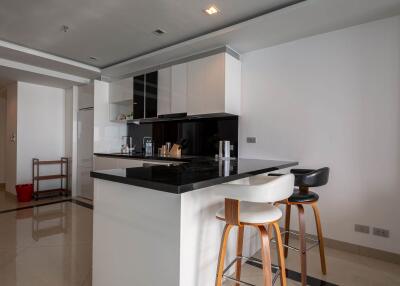 Wong Amat Tower - 2 Bed 2 Bath Sea View with Private Elevator (20th floor)