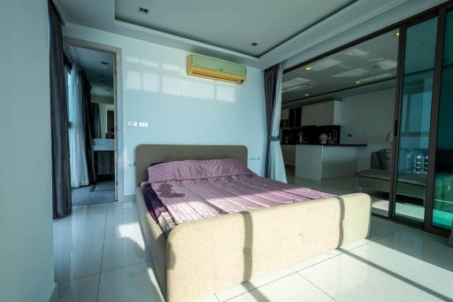 Wong Amat Tower - 2 Bed 2 Bath Sea View with Private Elevator (30th floor)