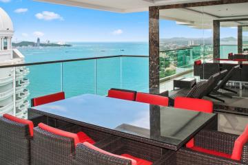 Wong Amat Tower - 2 Bed 2 Bath Sea View with Private Elevator (30th floor)