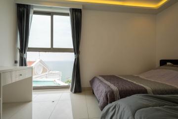 Wong Amat Tower - 2 Bed 2 Bath Sea View with Private Elevator (30th floor)