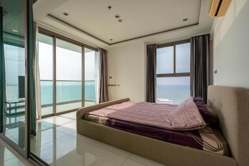 Wong Amat Tower - 2 Bed 2 Bath Sea View with Private Elevator (30th floor)