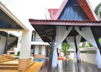 Pool Villa in Jomtien - 4 Bed 4 Bath