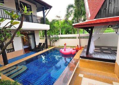 Pool Villa in Jomtien - 4 Bed 4 Bath