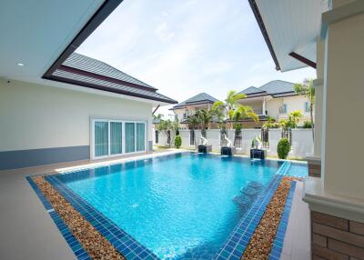 Baan Dusit Pattaya Hill - 3 Bed 2 Bath with Private Pool