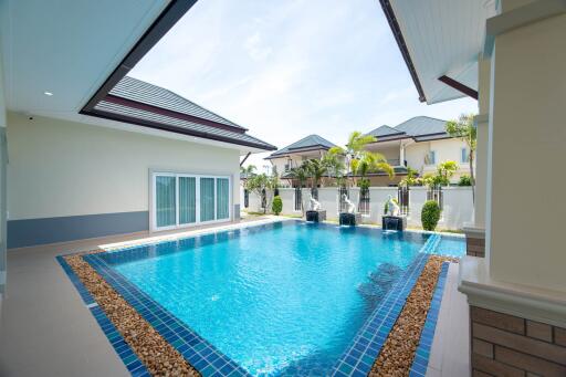 Baan Dusit Pattaya Hill - 3 Bed 2 Bath with Private Pool