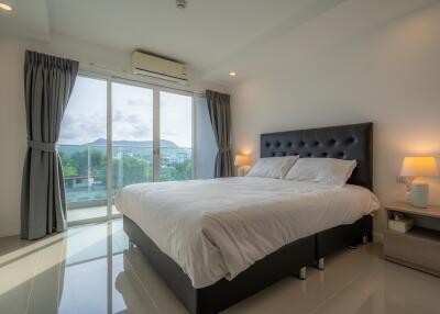 Sea Saran - 2 Bed 2 Bath City View