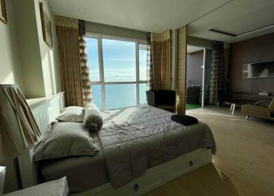 Cetus Beachfront - 3 Bed 2 Bath Sea View (18th floor)